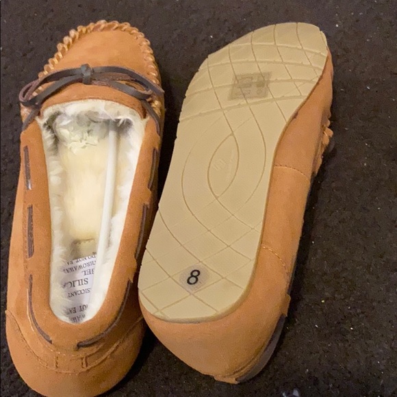 Dream Pairs Women’s Slippers - Picture 3 of 4